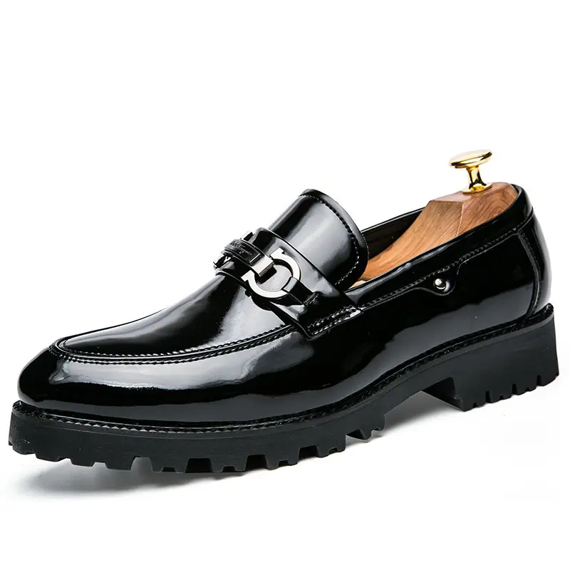 Scarpa di buona qualità per uomo scarpe eleganti in pelle Casual e da ufficio scarpe da ginnastica con plateau da uomo scarpe da uomo con fondo spesso con lacci