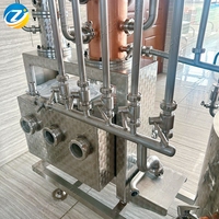 Systèmes de distillation ZJ : Alambics traditionnels et à colonne en cuivre haute performance, Alambic à colonne moderne pour distillerie, Alambic tout-en-un