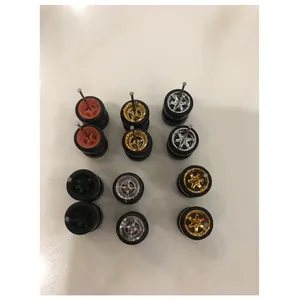 قطع غيار سيارات الألعاب المنزلية، عجلات بلاستيكية صلبة صغيرة مقاس 14 مم مصنوعة بتقنية حقن البلاستيك للألعاب - Product Image 1