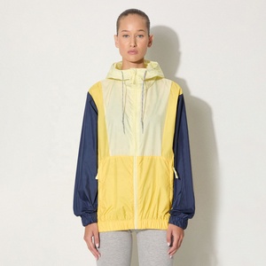 Chaquetas Impermeables Personalizadas para Mujer, Transpirables, de Manga Larga, con Cremallera y Capucha, en Varios Colores, Cortavientos de Invierno - Product Image 1