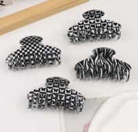 Schwarz-Weiß-Serie Gestreiftes Kariertes Neues PVC-Blumen-Schmetterlings-Design für Hochzeit Ostern Chinesisches Neujahr