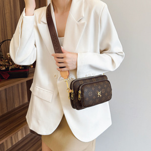 Nuevo Bolso de Mano con Estampado Francés para Mujer, Bolso Bandolera de Lujo con Correa Ancha, Bolso de Pecho para Mujer con Estampado Colorido de Alta Gama - Product Image 5