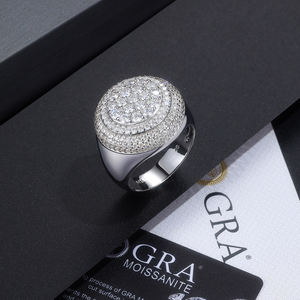 Cincin Pria Besar Moissanite Perak Sterling S925 dengan Berlian Menonjol Cincin Pernikahan Mewah Ringan Hadiah Liburan - Product Image 1