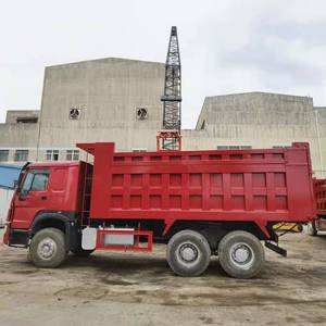Camion à benne basculante d'occasion, 10 roues Sino trotteuse, camion-benne, 6x4, 371HP, 375 HP, 10 roues - Product Image 1