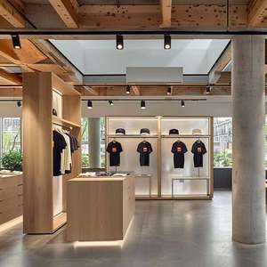 Support d'exposition de vêtements de conception moderne personnalisé haut de gamme pour hôtel, supermarché, centre commercial, utilisation pour les magasins spécialisés, salles d'exposition - Product Image 4