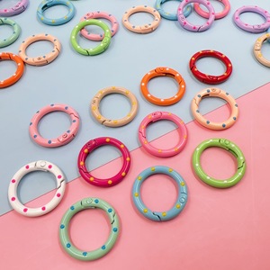 taodao Porte-clés de bagage coloré, peint à la main, avec effet de goutte d'huile et peinture au four à effet de ressort, accessoire DIY - Product Image 1