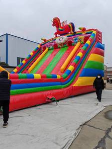 Equipo de parque de trampolín inflable Castillo hinchable diseñado profesionalmente adecuado para operaciones comerciales - Product Image 3