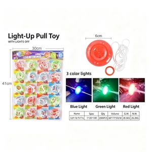 Vente en gros de jouets pour enfants : Jouets lumineux à cordette <span class=keywords><strong>LED</strong></span> avec carte suspendue, Jouets toupie lumineux à sifflet, pour la vente en gros et en détail - Product Image 1