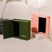 Boîte à parfum en papier magnétique personnalisée avec feuille d'or mate, emballage cosmétique biodégradable, gaufrage, logo personnalisable