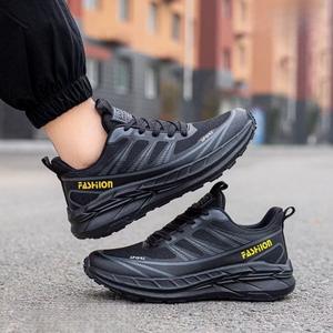 Zapatos para Hombre de Talla Grande al por Mayor - Nuevo Estilo de Zapatos Deportivos con Suelas Ligeras y Suaves, Versátiles para Deportes Masculinos. - Product Image 3