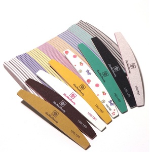 Set de Limas de <span class=keywords><strong>Uñas</strong></span> 100/180 con Logo Personalizado Suministros Profesionales <span class=keywords><strong>para</strong></span> Salón Hechas de Plástico Resistente de 1.8 MM Papel de <span class=keywords><strong>Lija</strong></span> Duradero y Lavable - Product Image 5