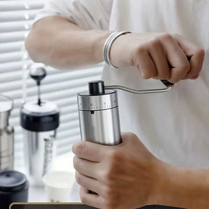 เครื่องบดกาแฟแบบพกพาสไตล์อิตาลี ปรับได้ 40 ระดับ ของขวัญปีใหม่ เครื่องบดกาแฟสำหรับใช้ในบ้าน เครื่องบดกาแฟแบบมือหมุน - Product Image 2