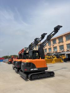 Petite pelle sur chenilles d'occasion en bon état DH60 DX60 à vendre - Product Image 2