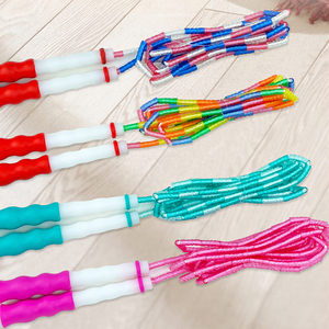 เชือกกระโดดแบบนุ่มสำหรับเด็ก วัสดุ PVC แบบนิ่ม พร้อมข้อต่อไม้ไผ่ สำหรับขายส่ง อุปกรณ์กีฬาลดน้ำหนัก - Product Image 3