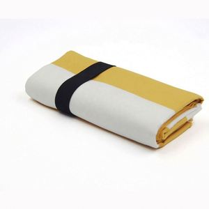 Serviette de plage en microfibre à séchage rapide avec impression numérique personnalisée en gros avec logo - Product Image 3