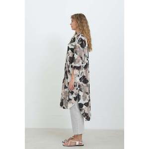 Puane Women's Black Patterned Oversize Button-<b>Down</b> Tunic Shirt with Slit Hem and Abstract Design for Casual Wear - Product Image 2