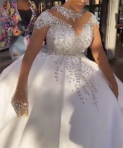 Nuevo Vestido de Novia Africano de Lujo con Cuentas de Alta Calidad, Estilo Princesa - Product Image 1