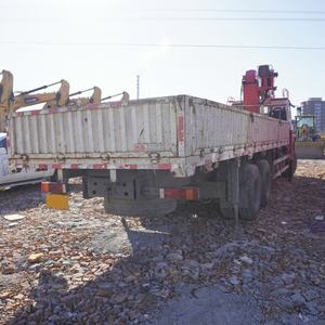 Grúa de Pluma Montada en Camión a Precio Económico, Grúas de Camión Usadas de 12 Toneladas en Venta - Product Image 3