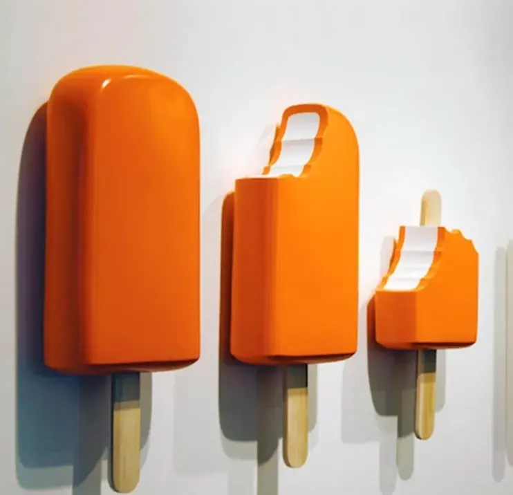 Dekorasi dalam ruangan patung es krim fiberglass patung es krim resin abstrak untuk dekorasi dinding
