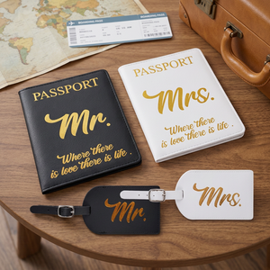 Ensemble de housses de passeport en cuir PU Mr & Mrs avec étiquettes de bagages, design classique gaufré or, accessoires de voyage pour couples - Product Image 3