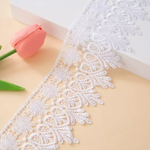 Adornos para Prendas de Vestir, Encaje Bordado Elegante, Fabricante Mayorista de Encaje de Poliéster Soluble en Agua - Product Image 1