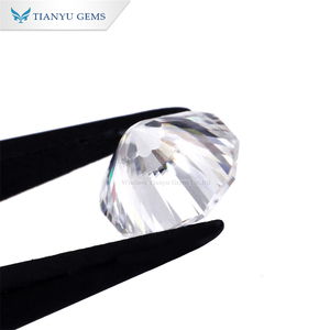 Diamante Moissanita Tallado Sakura de Tianyu, Personalizado y Elegante, para Joyería, D/VVS, Cualquier Tamaño y Forma, Precio por Quilate - Product Image 2