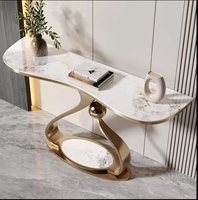 Table console simple, légère, moderne, de luxe, avec surface en verre et pieds en fer plaqué or