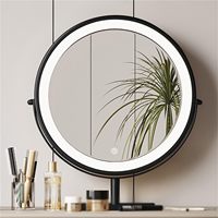 Nouvelle table de toilette de luxe légère en bois massif avec armoire de rangement intégrée, miroir éclairé moderne couleur crème pour chambre à coucher et hôtel
