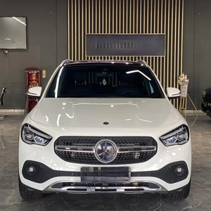 Mercedes-Benz <span class=keywords><strong>GLA</strong></span> 200 2023, tissu matelassé, 4 portes, 5 places, 1.3L Turbo 163 ch L4, boîte automatique, conduite à gauche, cuir, neuf - Product Image 1