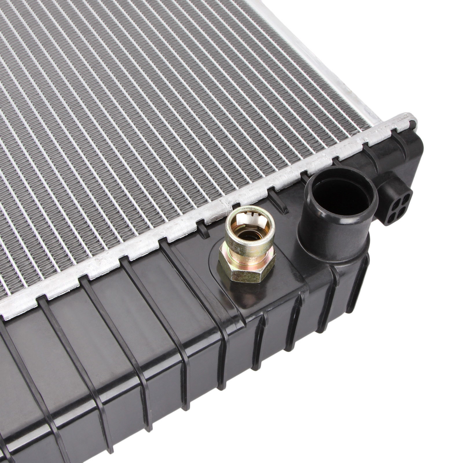 SINOTRUK HOWO 336 Truck Parts Radiator WG9725530050