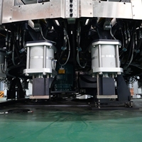 Nouvelle machine de moulage par injection rotative à 30 stations pour la fabrication de chaussures avec moteur et roulement 380V en promotion