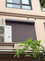 Vente en gros Sécurité moderne automatique en aluminium Enrouler/Volet roulant Fenêtre de volet roulant pour empêcher l'impact des ouragans