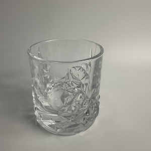 Copo de Whisky de Vidro Premium Personalizado de Fábrica, Novo, 220ml, com Base Espessa e Acabamento Espelhado, para Bar - Product Image 2