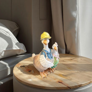 Figure en résine moderne pour l'extérieur <span class=keywords><strong>Sculpture</strong></span> de couples embrassant des canards Conception originale Améliorer l'atmosphère familiale peinte - Product Image 6