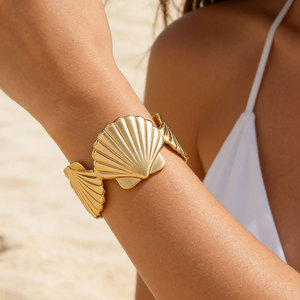 Bracelet jonc ajustable en métal style coquillage, tendance et original, pour femme, idéal pour l'été, la plage, les vacances et le quotidien - Product Image 1