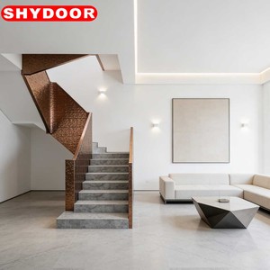 Rampe d'escalier sur mesure en <span class=keywords><strong>cuivre</strong></span> de qualité supérieure pour projets d'ingénierie de construction résidentielle de luxe haut de gamme - Product Image 1