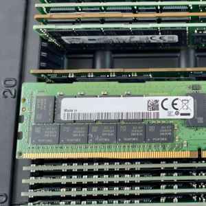 M393A8G40BB4-CWE tout nouveau <span class=keywords><strong>Module</strong></span> de mémoire Ram pour serveur 64GB 2RX4 PC4-3200AA RECC 3200Mbps 1.2V DDR4 RDIMM 3200MHZ avec fonction ECC - Product Image 1