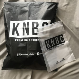 Custom Mailing Bag Black White Compostable Polymailer Plastic Mailer Clothes Mail Shipping Packaging Mailing Bag for Clothing - Product Image 4