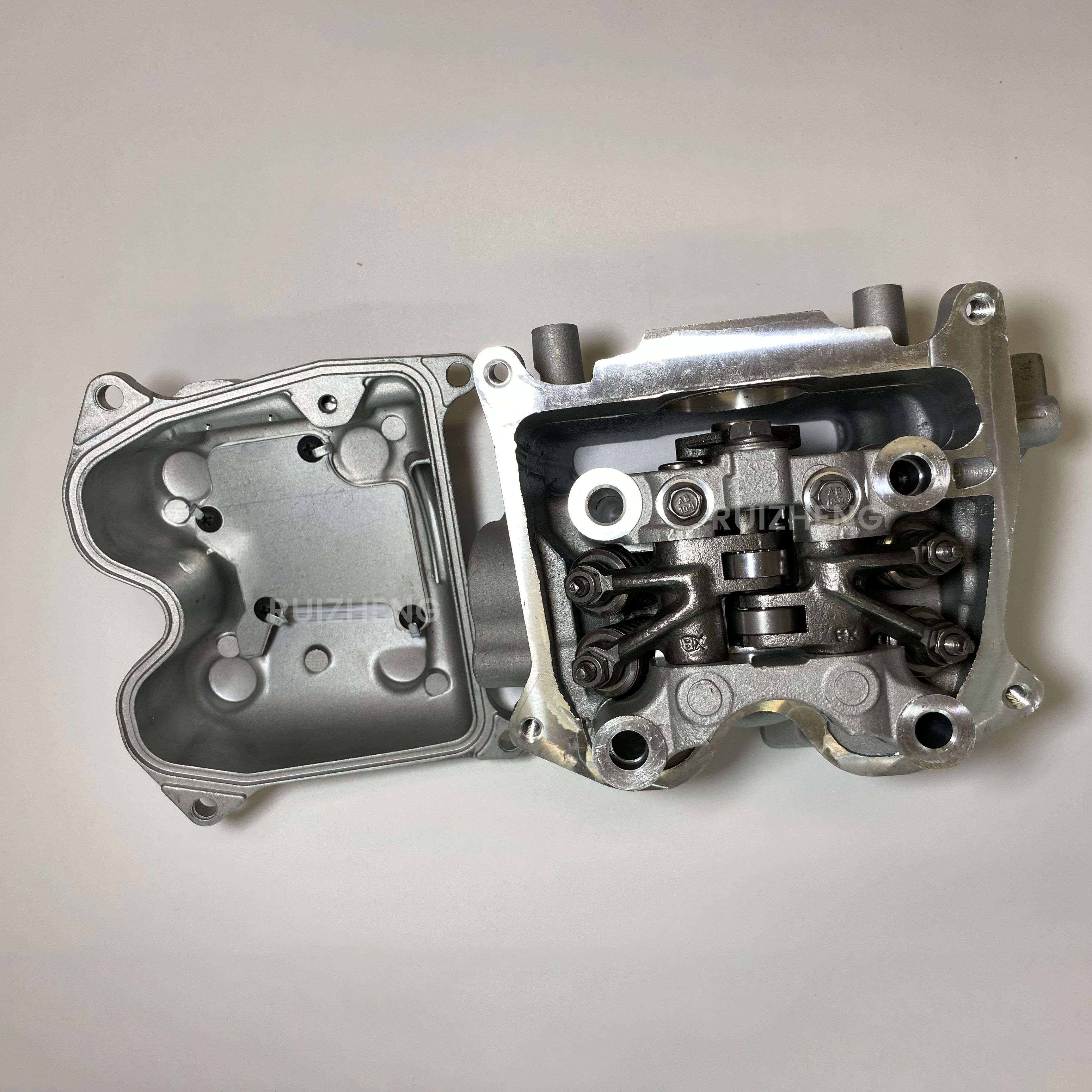 パイナポー　泡三　5本 4V Z-5 Z5 Pitsbike Cylinder Head Assy for PCX 150 Racing