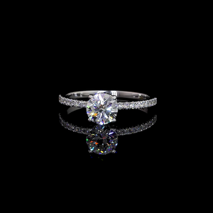 Brilliant Bloom Lab Bague en diamant Coupe ronde Halo Réglage Pave Band Or 14K VVS2 Clarté 2.80 Carat IGI Certifié Femme - Product Image 1