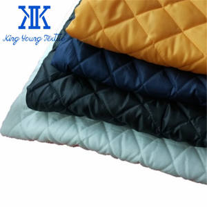 Tela <span class=keywords><strong>de</strong></span> forro acolchado barato/Tela <span class=keywords><strong>de</strong></span> edredón rollo <span class=keywords><strong>de</strong></span> gelatina/Tela <span class=keywords><strong>de</strong></span> costura acolchada <span class=keywords><strong>de</strong></span> diamante <span class=keywords><strong>de</strong></span> poliéster - Product Image 6