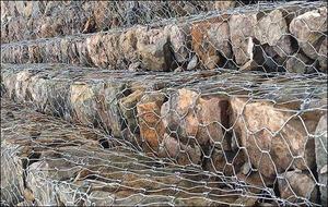 Huangxing fort Anti-Corrosion <span class=keywords><strong>Gabion</strong></span> PVC revêtement treillis métallique rouleau chute pierre filet de Protection <span class=keywords><strong>pour</strong></span> mur de rivière serti flexion - Product Image 6