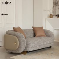 Ensemble de canapés modulaires incurvés en tissu moderne 1+2+3 avec base dorée et coussins moelleux pour salon, appartement, salle de sport, sous-sol