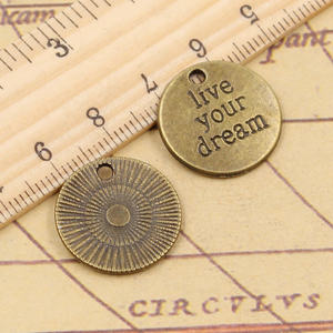 I piatti con ciondoli Color argento tibetano 20x20mm vivono i tuoi sogni gioielli antichi che realizzano oggetti fatti a mano fai da te - Product Image 4