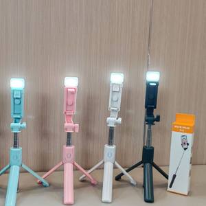 Vente directe usine transfrontalière R1S pour trépied perche à selfie, lumière d'appoint, télécommande et boîtier de stabilisation d'image intégré - Product Image 3