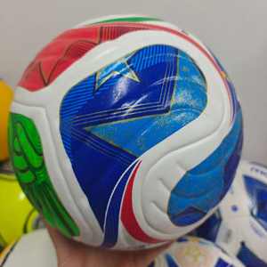 Balón de Fútbol Profesional de Grado Torneo, Termosellado y Listo para Eventos 2026 - Product Image 4