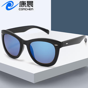 Nuevas gafas de sol para mujer con montura de tortuga, protección UV400, lentes de PC para salidas, conducción, protección solar, estilo moderno - Product Image 2