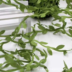 Guirnalda de Hojas de Sauce Artificiales Zelin, 100cm-200cm, Tela de Poliéster, Estilo Natural, Decoración Festiva - Product Image 4