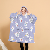 Promotionnel surdimensionné 230gsm Sherpa polaire à capuche couverture pas cher raton laveur noël Sushi loutre Koala conception tissé techniques