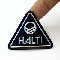 Autocollants thermocollants personnalisés en caoutchouc, logos 3D en vinyle, étiquettes en silicone, patchs de transfert thermique en TPU métallisé or et argent pour maillots et vêtements